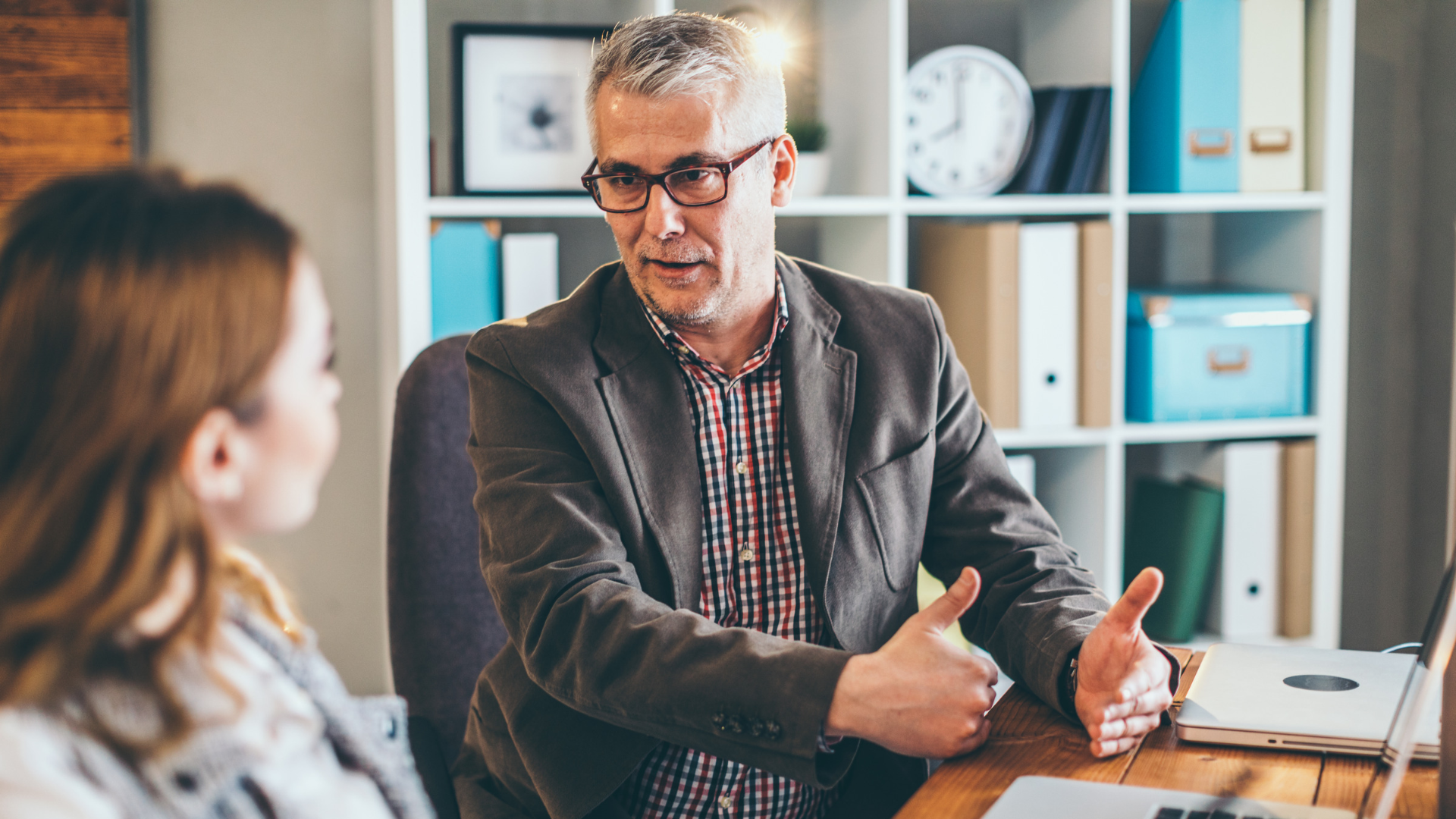Professional mentoring a college student